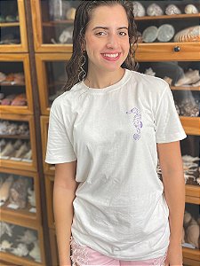 Camiseta 100% Algodão Cavalo Marinho Off white