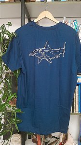 Camiseta 100% algodão UNISSEX Tubarão Martelo Azul Marinha