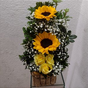 Arranjo com Girassóis
