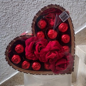 Coração com Rosas e Bombons