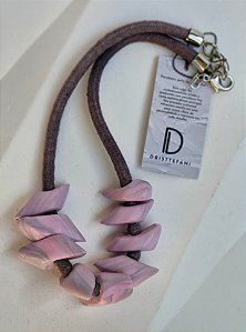 Colar Linha Pétalas Rosa Mesclado