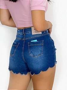 SHORT JEANS CARMEN BARRA NUVEM ATRÁS E DESFIADO NA FRENTE