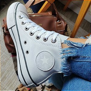 Tênis All Star courino caramelo cano alto