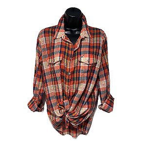 camisa quadriculada vermelha