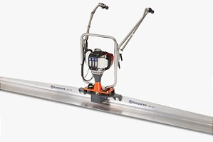 Réguas vibratórias com operador a pé