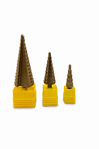 Jogo de Brocas Escalonadas HSS Titanium para Metal – Kit com 3 Peças Ele tem: