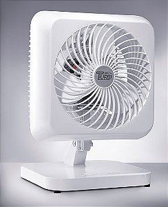 Ventilador Oscilante de Mesa Delta Turbi com 3 Pás 130W Venti-Delta Branco 220V