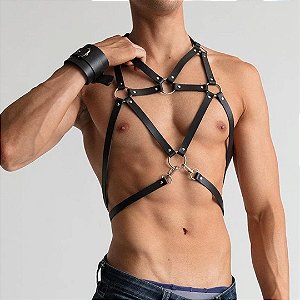 Peitoral Masculino Harness Em Couro Vermelho Sado Fetiche Leather