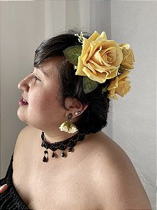 Rosa Realista Amarela