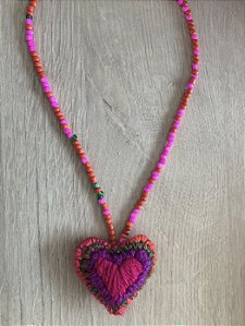 Choker Coração Vibrante