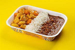 Picadinho de peito de frango com batata e cenoura, arroz branco e feijão carioca 350g