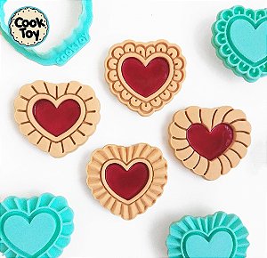 Kit Linzer Corações | Cortador + Carimbos de Biscoito