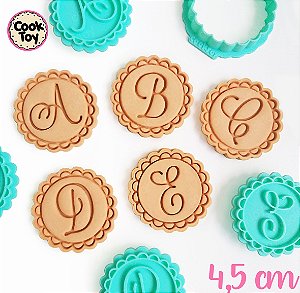 Kit Letras Cursivas Alfabeto Iniciais 4,5 cm | Cortador + Carimbos