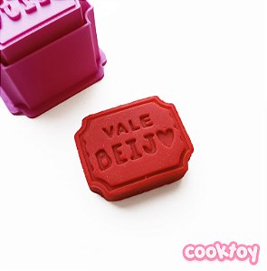 Vale Beijo | Modelador Ejetor para Brigadeiro Personalizado