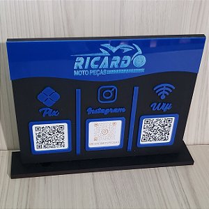 Placa QR Code Modelo Quadrada com 3 códigos
