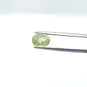 Turmalina Verde Claro Oval 7,2 x 9,2 mm