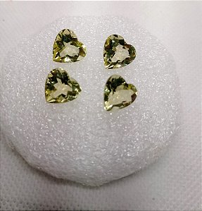 Quartzo Green Gold Coração 4 pedras