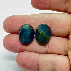 Quartzo Diverso Olho De Falcão Facetado Oval Par FQDOF3