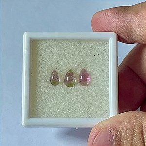 Turmalina gota Cabochão bicolor conjunto