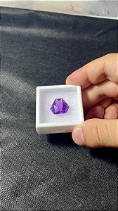 Ametista Facetada Triangular 15mm