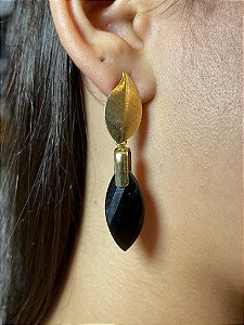 Brinco Banhado a ouro 18k de Ônix