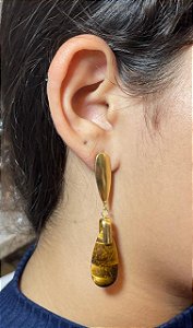Brinco Banhado a ouro 18k de Olho de Tigre