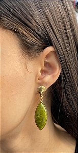 Brinco Banhado a ouro 18k de Quartzo Verde