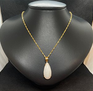 Pingente Banhado à ouro 18K de Pedra Quartzo Branco