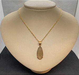 Pingente Banhado à ouro 18K de Pedra Quartzo Fumê