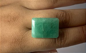 Esmeralda Retangular Facetada 17 x 23 mm
