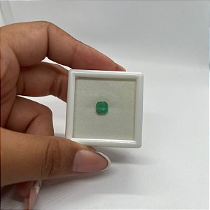 Esmeralda Quadrada Facetada 5,9 x 6,2 mm