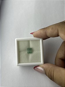 Esmeralda Facetada Retangular 6,7x8mm