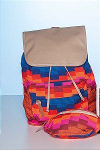 Mochila com Aba - Pixel