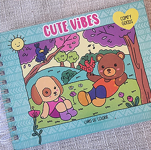 Livro de Colorir Capa Dura Cute Vibes