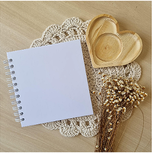 Caderno para Colagem tamanho 15x15cm Papel Retrô