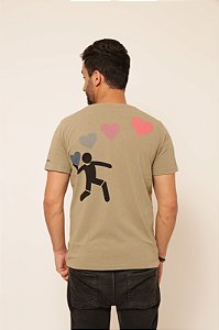 Camiseta Corações - Verde Oliva