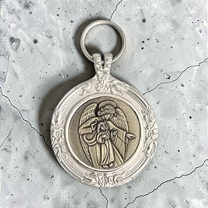 Medalhão de Berço- Anjo Protetor - Níquel c/ Ouro Velho