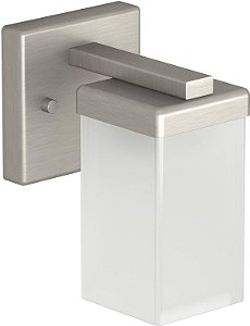 Luminária para banheiro Moen YB8861BN 90 Degree com 1 Luz e Suporte Duplo para Banheiro com Vidro Fosco, Níquel Escovado.
