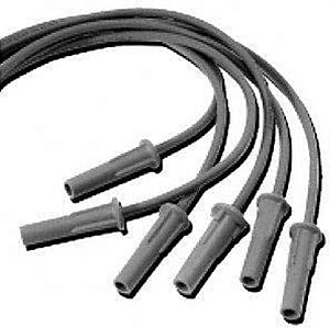 Conjunto de fios de ignição Standard Motor Products 6897