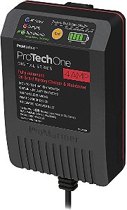 Carregador e mantenedor de bateria a bordo totalmente automático da série digital ProTechOne 24104 ProMariner de 4 amperes com entrada AC integrada.