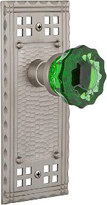 Maçaneta de porta de vidro com placa Craftsman e cristal esmeralda, privacidade, níquel acetinado da Nostalgic Warehouse - 724301