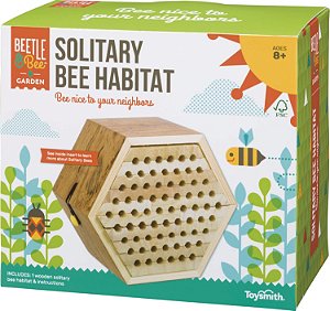Habitat Solitário de Abelhas Beetles & Bee da Toysmith - Kit de Artes e Artesanato ao Ar Livre para Crianças, Kit Educacional para Crianças, Sem Hardware/Não Requer Cola, 13 Peças de Madeira,