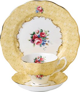 Conjunto de 3 peças Royal Albert 100 anos 1990 (Xícara, pires e prato 8)