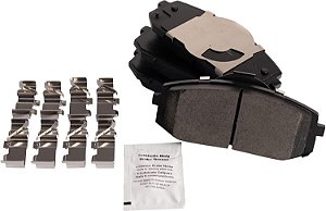 Pastilhas de freio dianteiras de cerâmica TRQ para Hyundai Elantra 2021-2022 e Sonata 2020-2021.