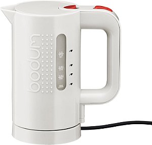 Chaleira elétrica Bodum Bistro, 17 onças, .5 litros, branca.