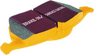 EBC Brakes DP4100R Yellowstuff Street and Track Brake Pad = Pastilha de freio EBC Brakes DP4100R Yellowstuff para uso em ruas e pistas