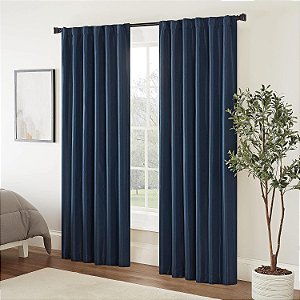 Cortina de janela moderna Eclipse Fresno Blackout Térmica com bolso de haste para quarto (1 painel), 52 pol x 108 pol, Azul Escuro.
