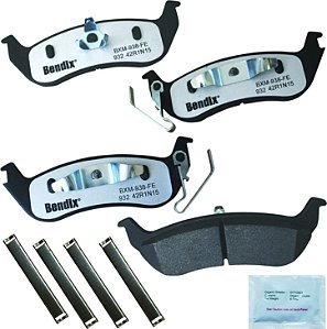 Pastilhas de freio traseiras metálicas de serviço severo Bendix Fleet Metlok para Mercury/Ford Grand Marquis 2003-2008 (MKD932FM)
