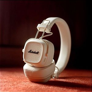 Fone de ouvido Marshall Major V On-Ear Bluetooth - Creme