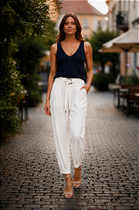 Calça off white TAM 38 com cinto CÓD. 074